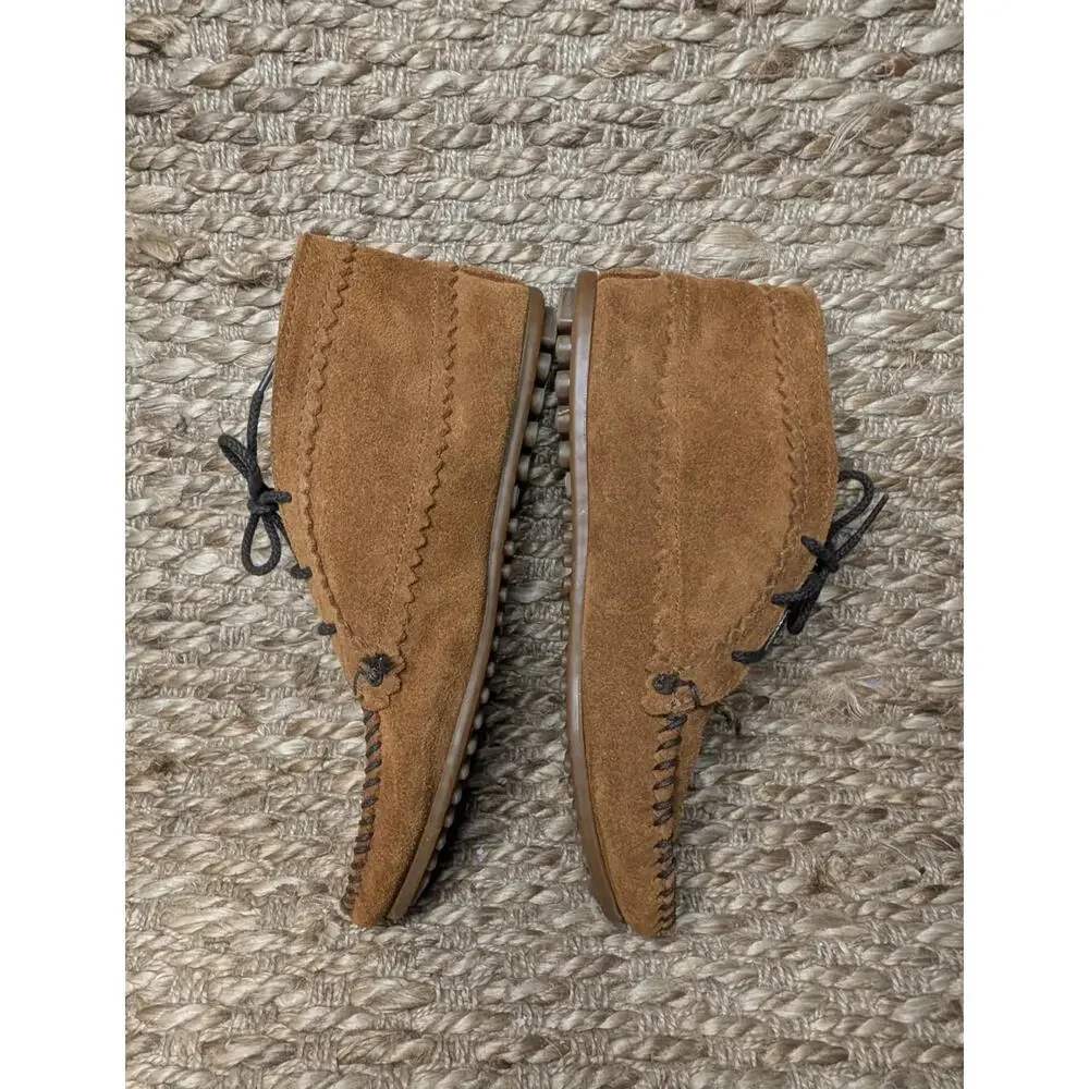 Minnetonka ***excellent worn
